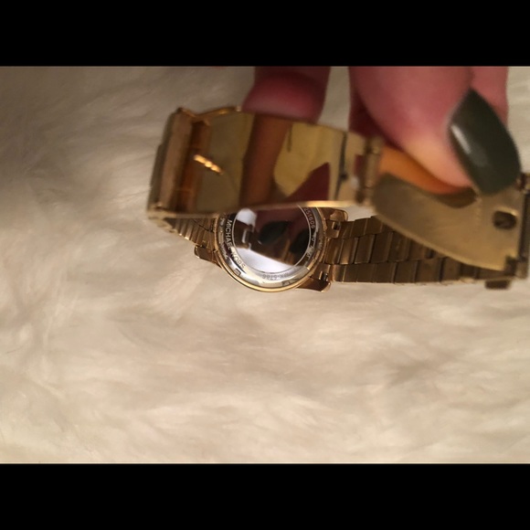 Michael Kors Watch - Picture 3 of 5